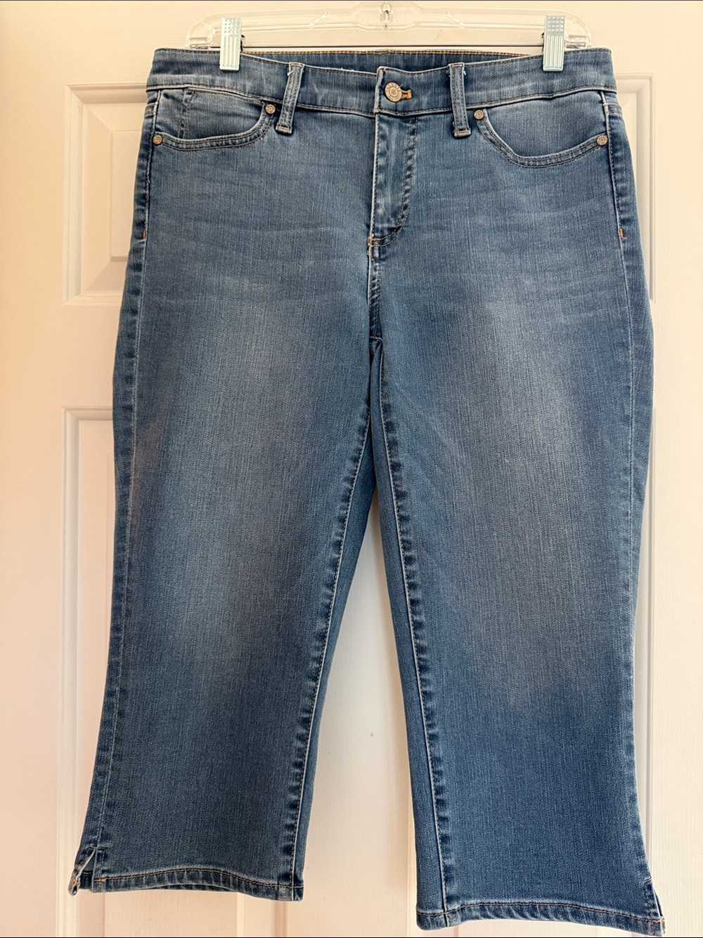 Talbots Medium Blue Denim Pedal Pushers